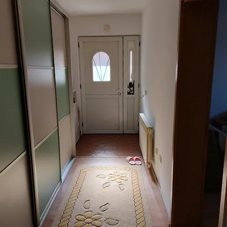 Stan Na Dan Apartment